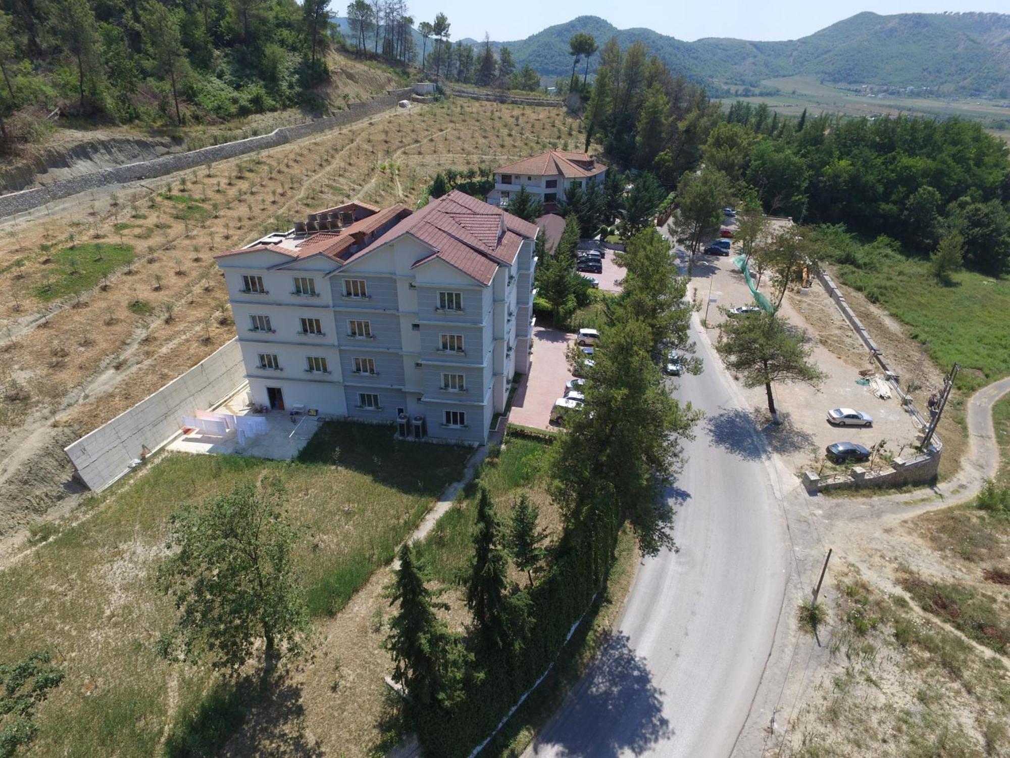 Hotel Elvis Mjull-Bathore Exterior photo