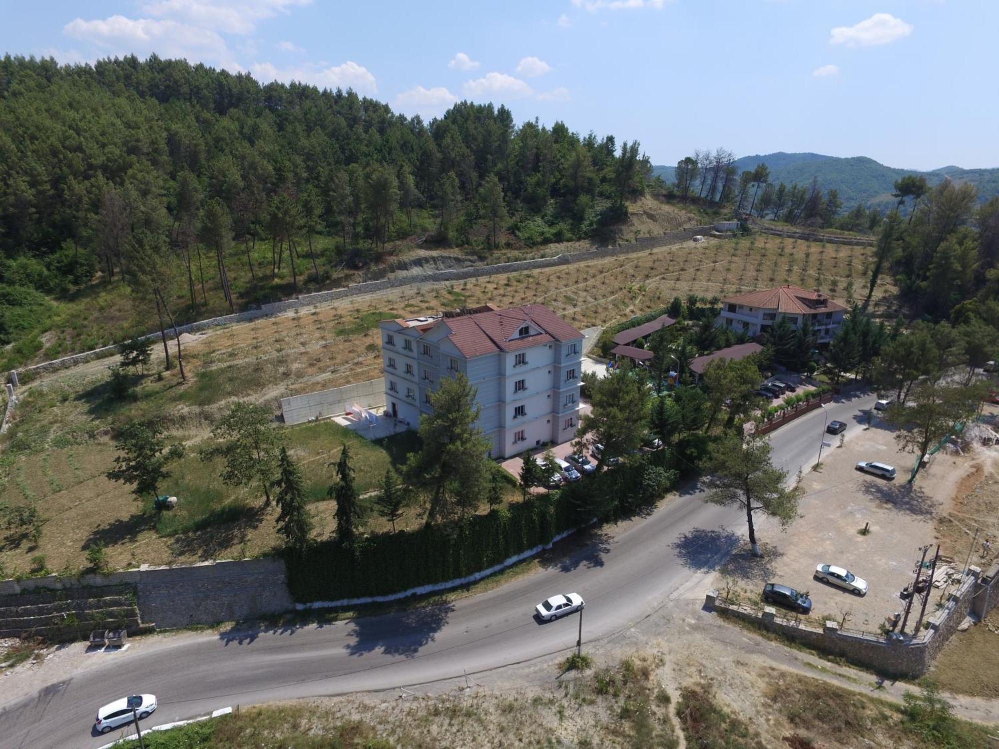 Hotel Elvis Mjull-Bathore Exterior photo